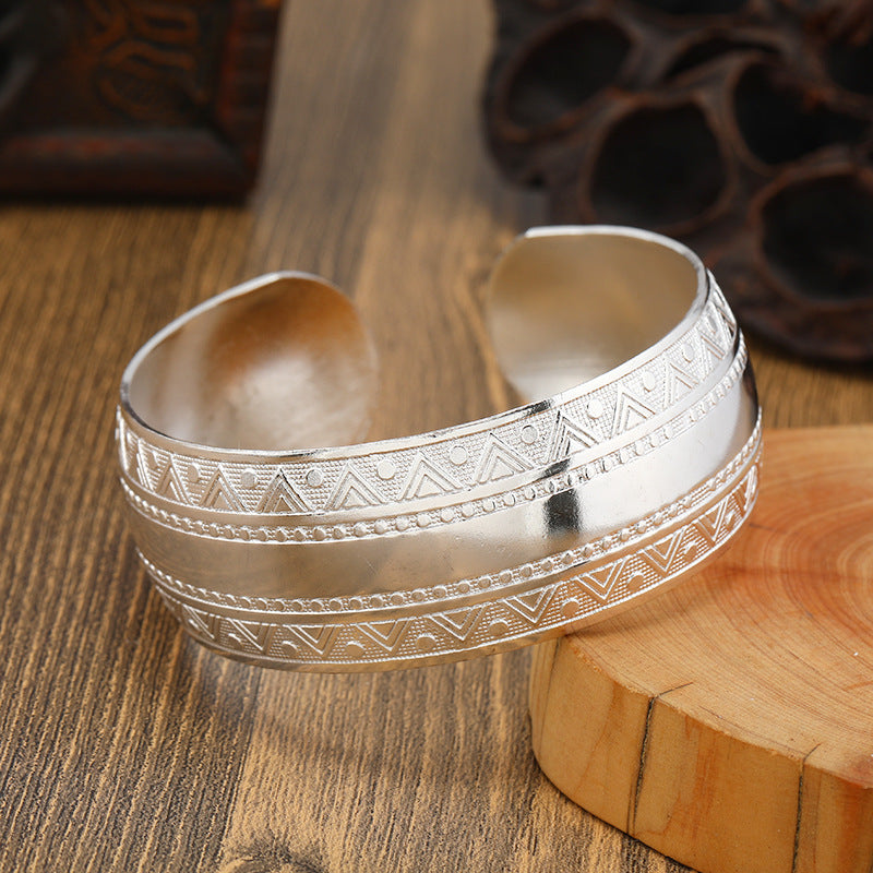 Wholesale Vintage Ethnic Style Miao Silver Bracelet